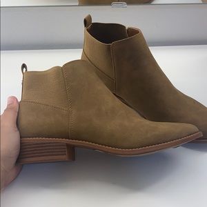 Aldo low boots